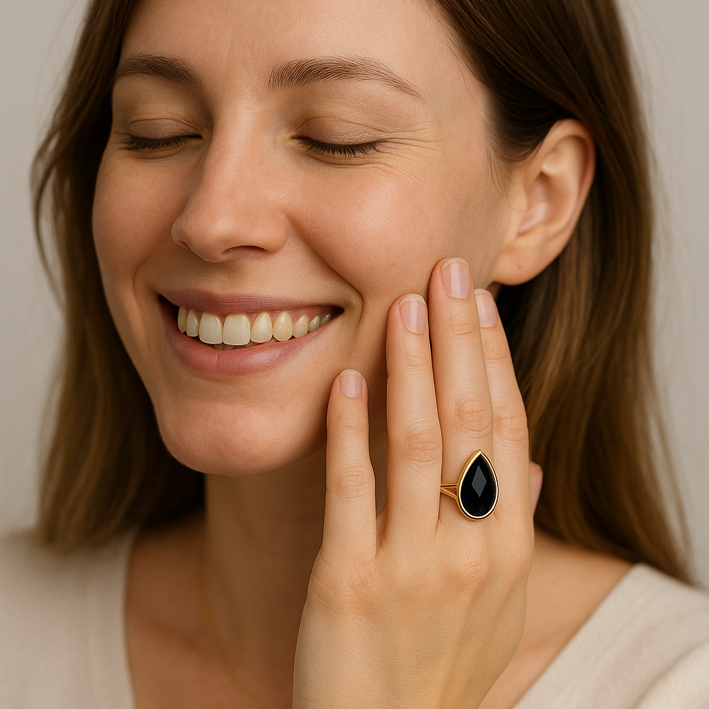Schwarzer Onyx Ring - Nachtzauber