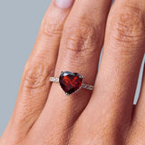Rubin Ring - Herzform geschliffen